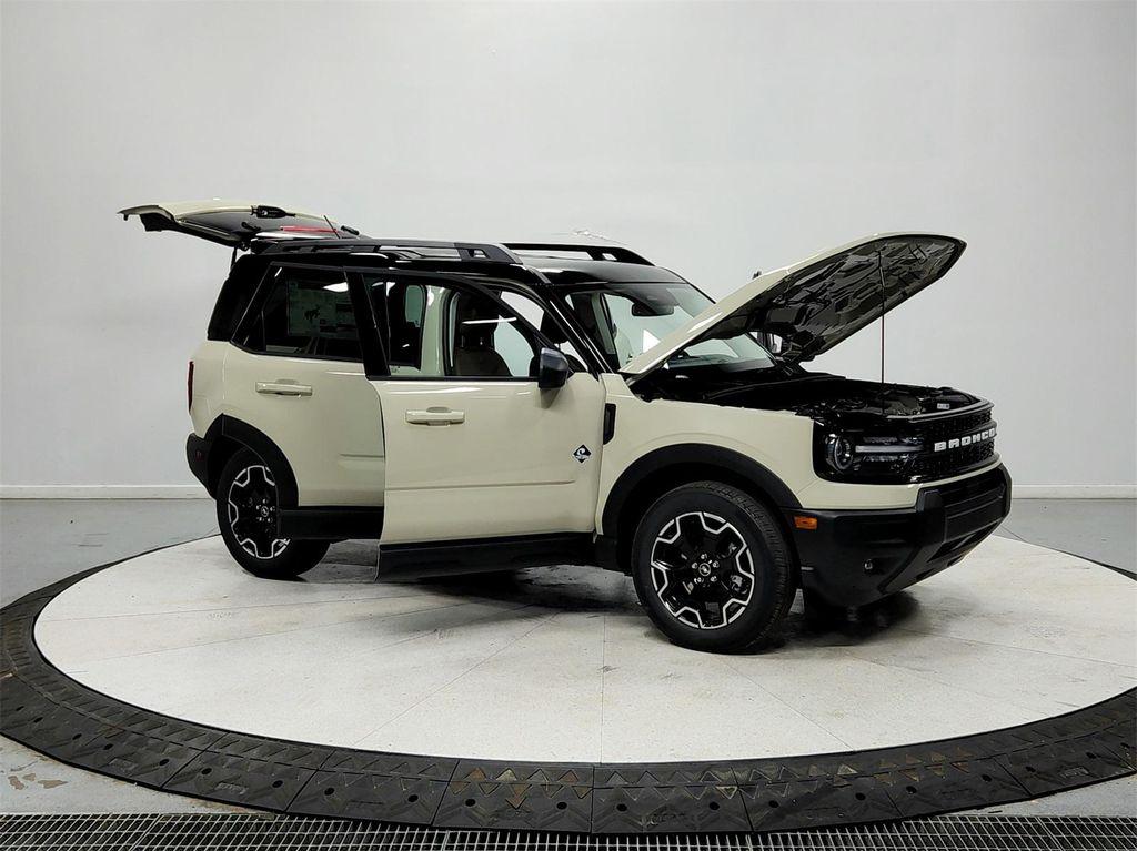 new 2025 Ford Bronco Sport car, priced at $36,475