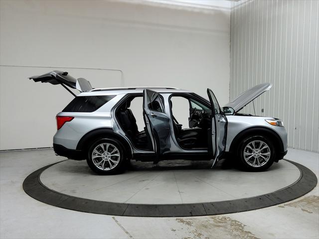 used 2023 Ford Explorer car, priced at $27,647