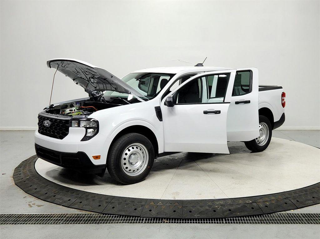 new 2025 Ford Maverick car, priced at $28,457