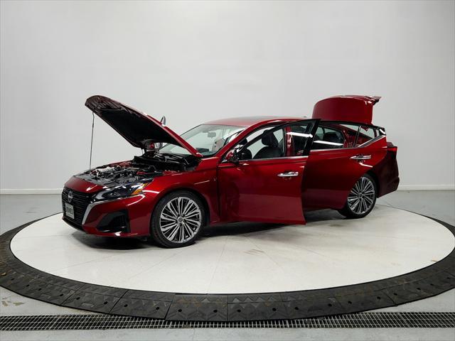 used 2023 Nissan Altima car, priced at $23,930