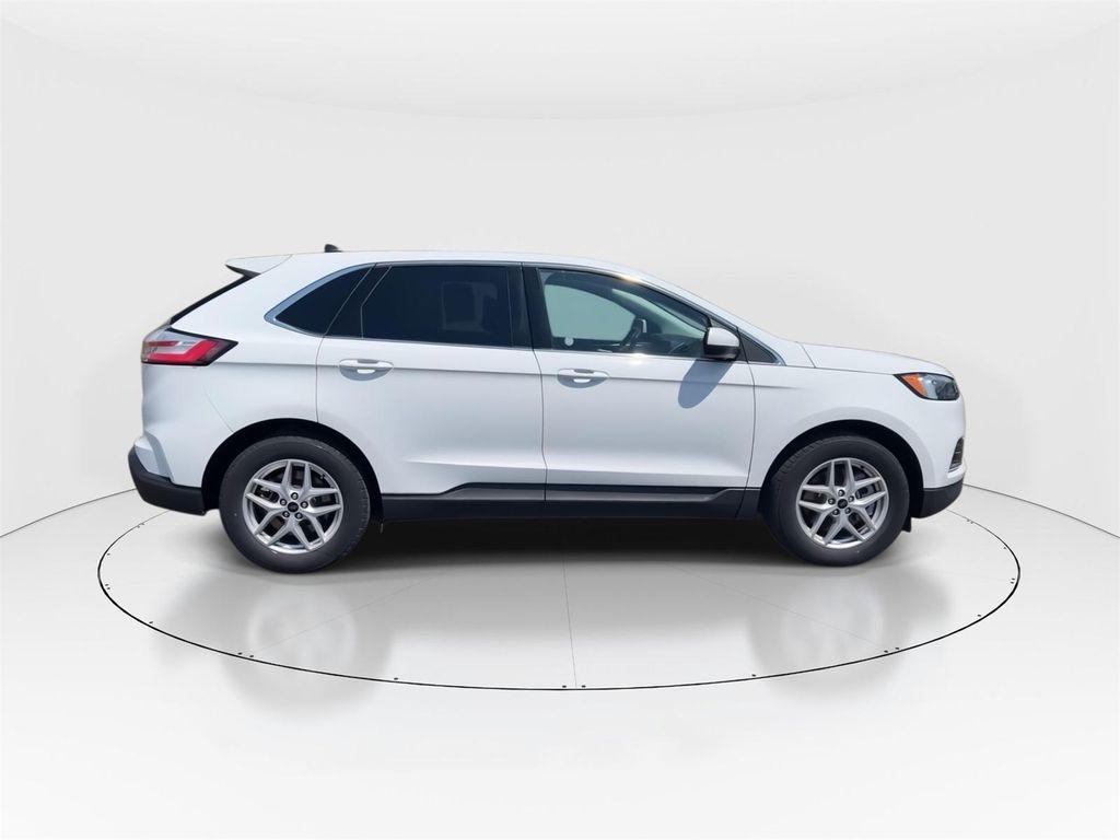 used 2024 Ford Edge car, priced at $23,408