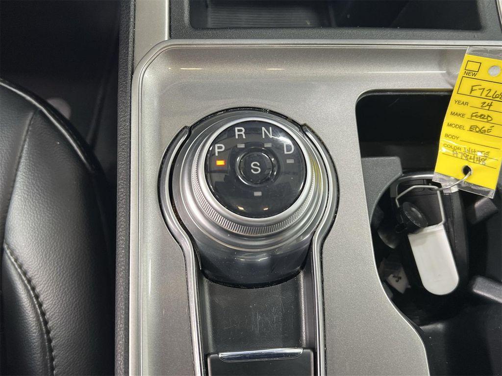 used 2024 Ford Edge car, priced at $22,616