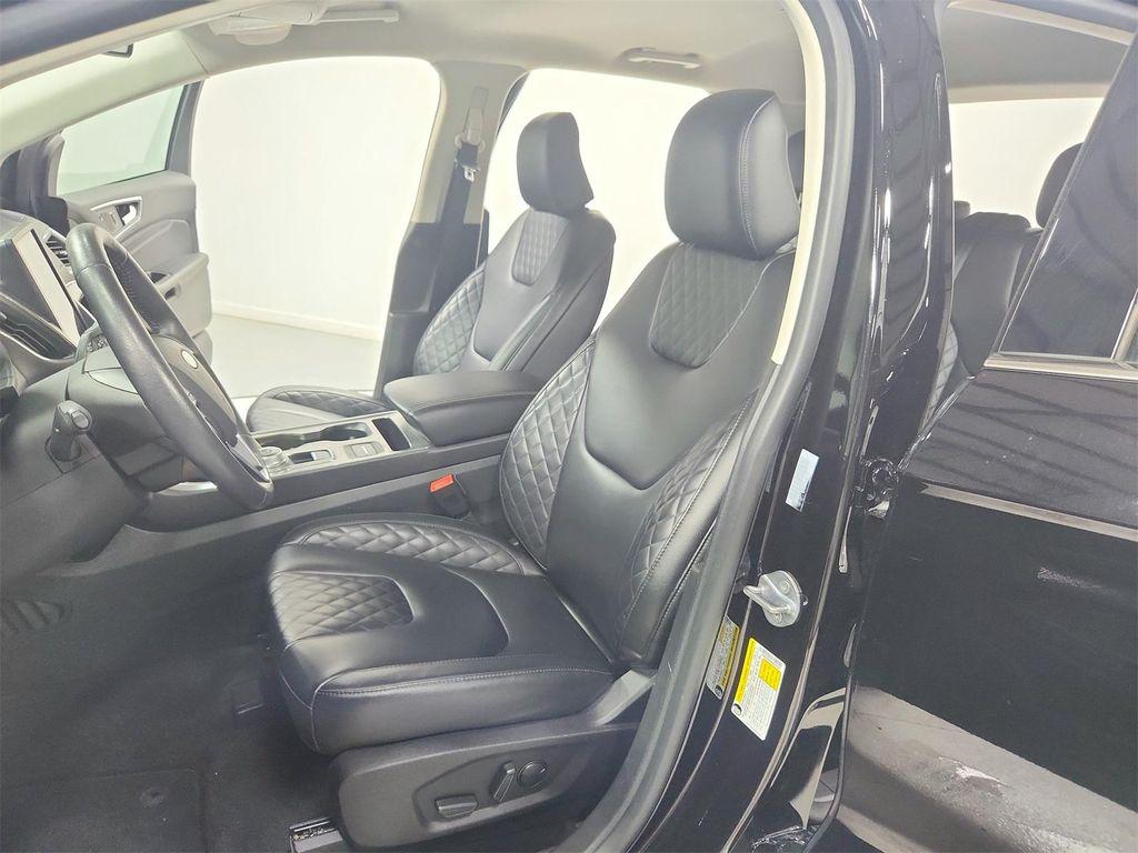 used 2024 Ford Edge car, priced at $24,478