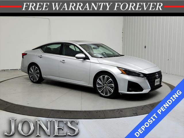 used 2023 Nissan Altima car, priced at $20,382