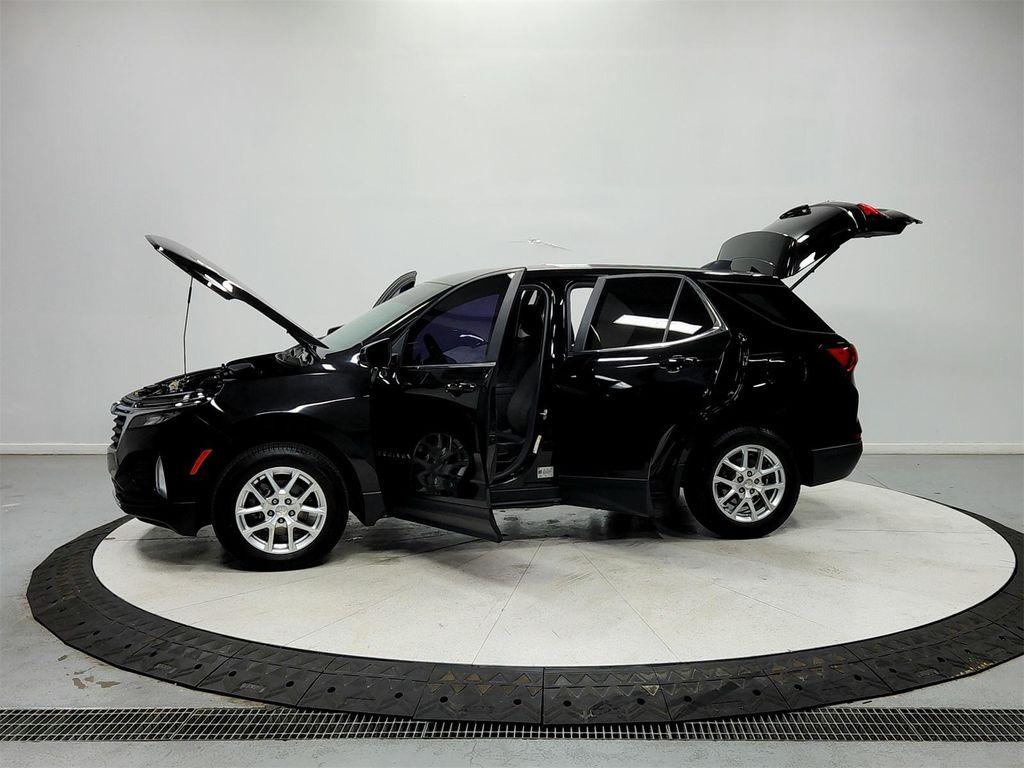 used 2022 Chevrolet Equinox car, priced at $19,115