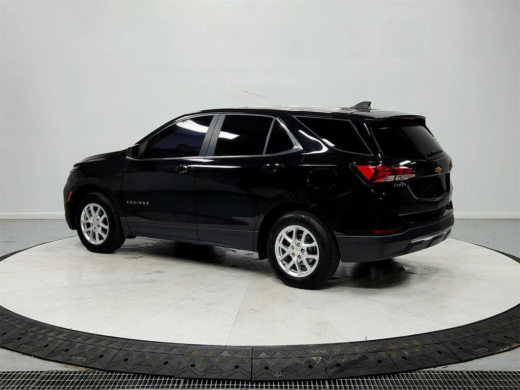 used 2022 Chevrolet Equinox car, priced at $19,115