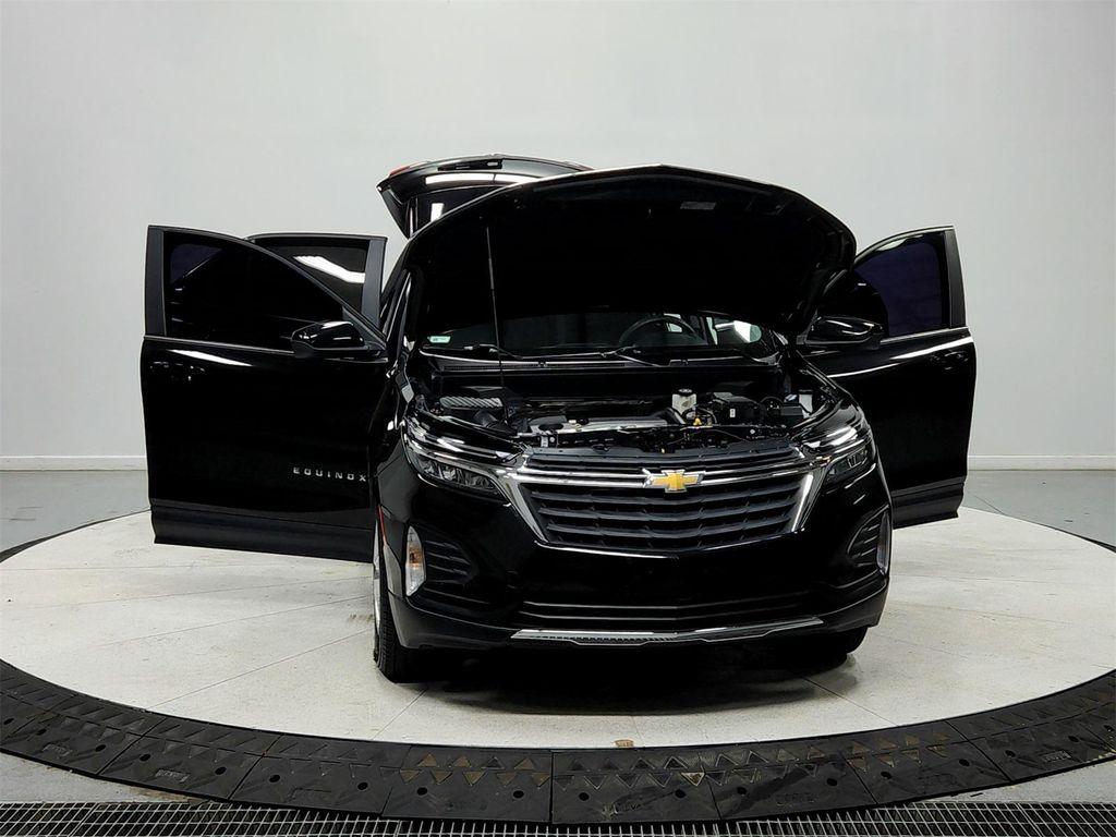 used 2022 Chevrolet Equinox car, priced at $19,115