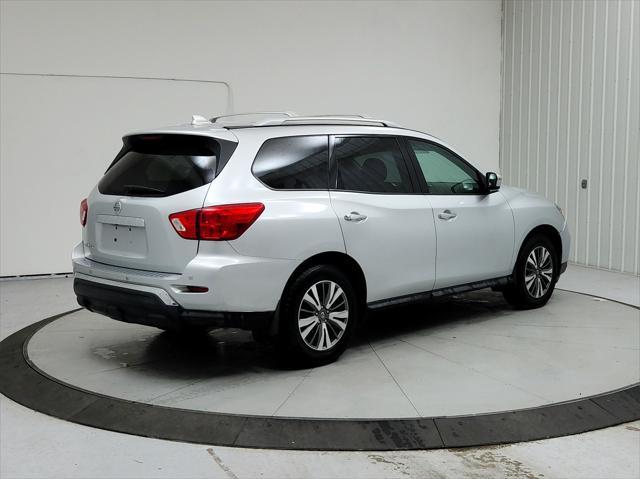 used 2020 Nissan Pathfinder car, priced at $17,437