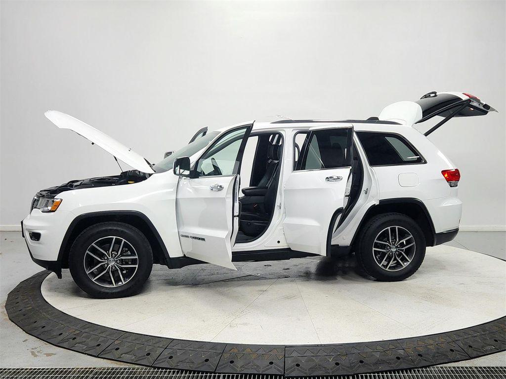 used 2018 Jeep Grand Cherokee car, priced at $12,985