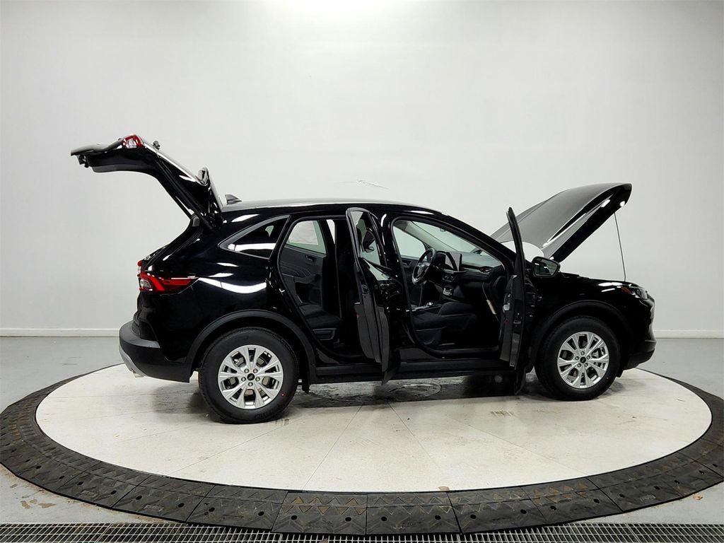 new 2026 Ford Escape car, priced at $29,947