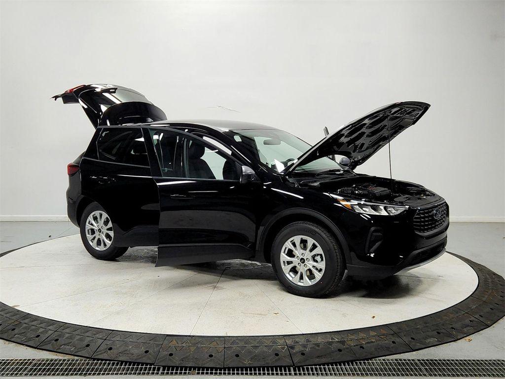 new 2026 Ford Escape car, priced at $29,947