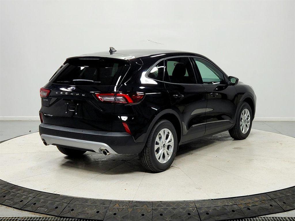 new 2026 Ford Escape car, priced at $29,947