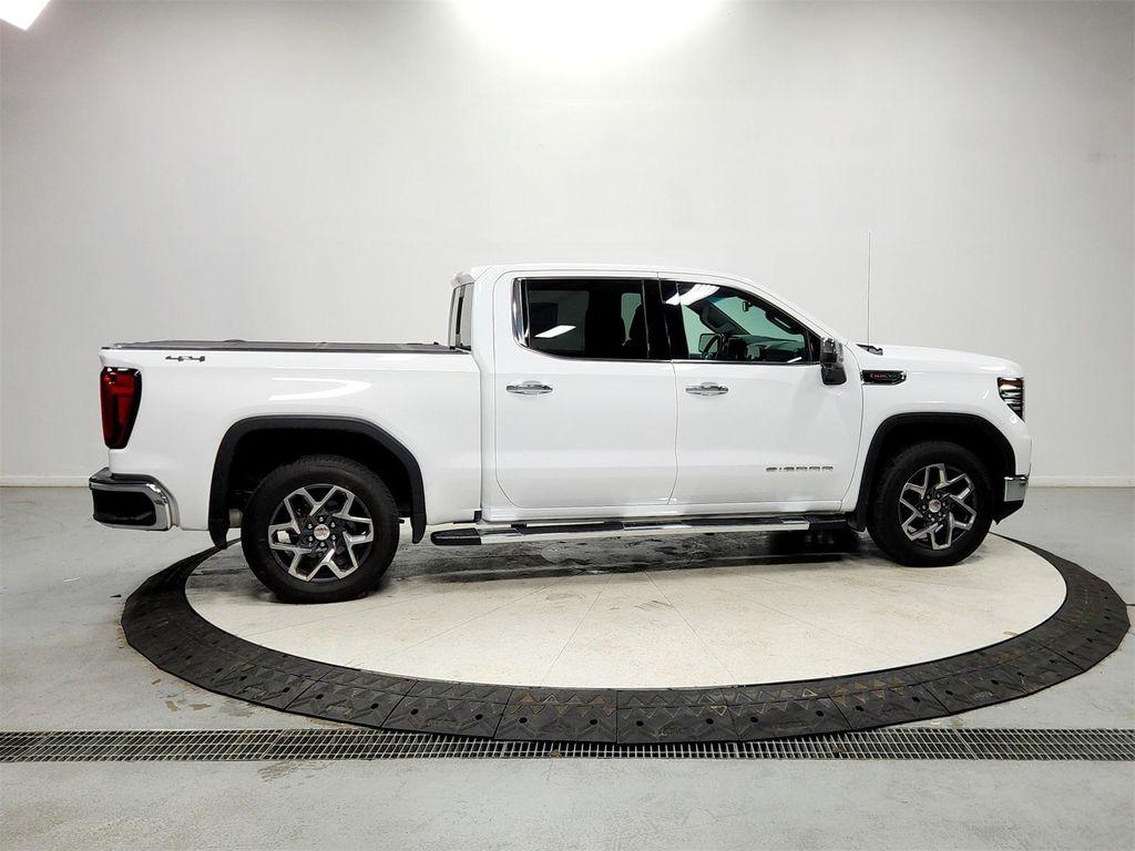 used 2022 GMC Sierra 1500 car, priced at $40,372