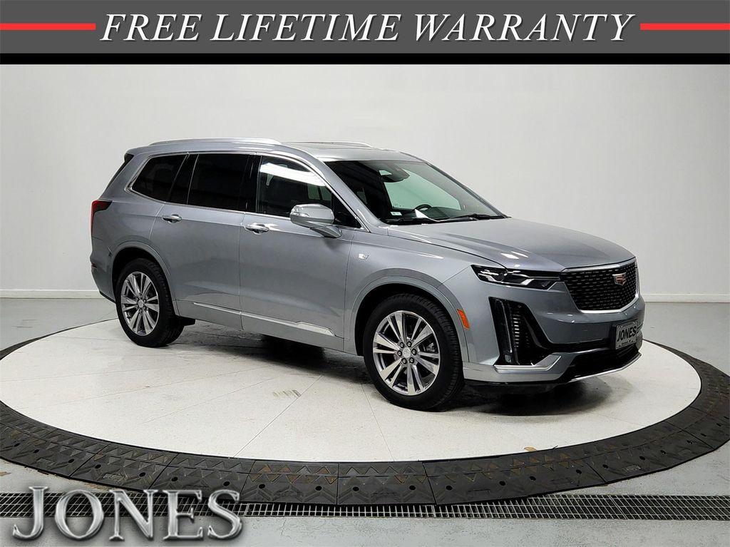 used 2025 Cadillac XT6 car, priced at $48,649
