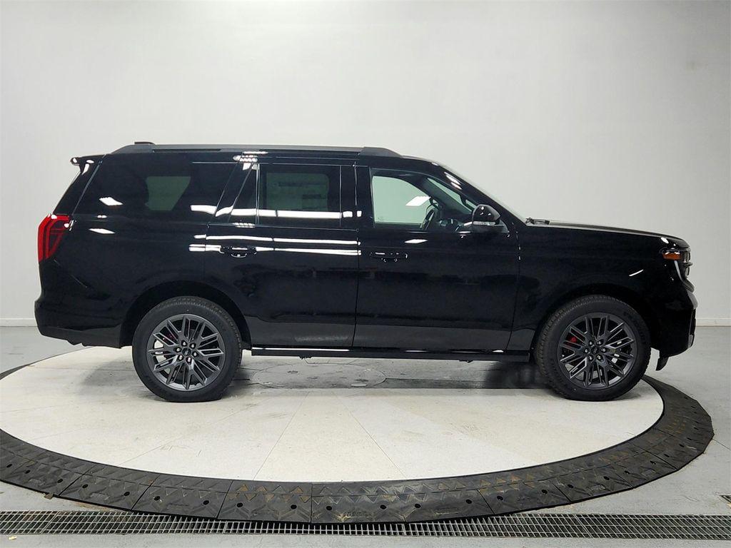 new 2025 Ford Expedition car, priced at $80,275