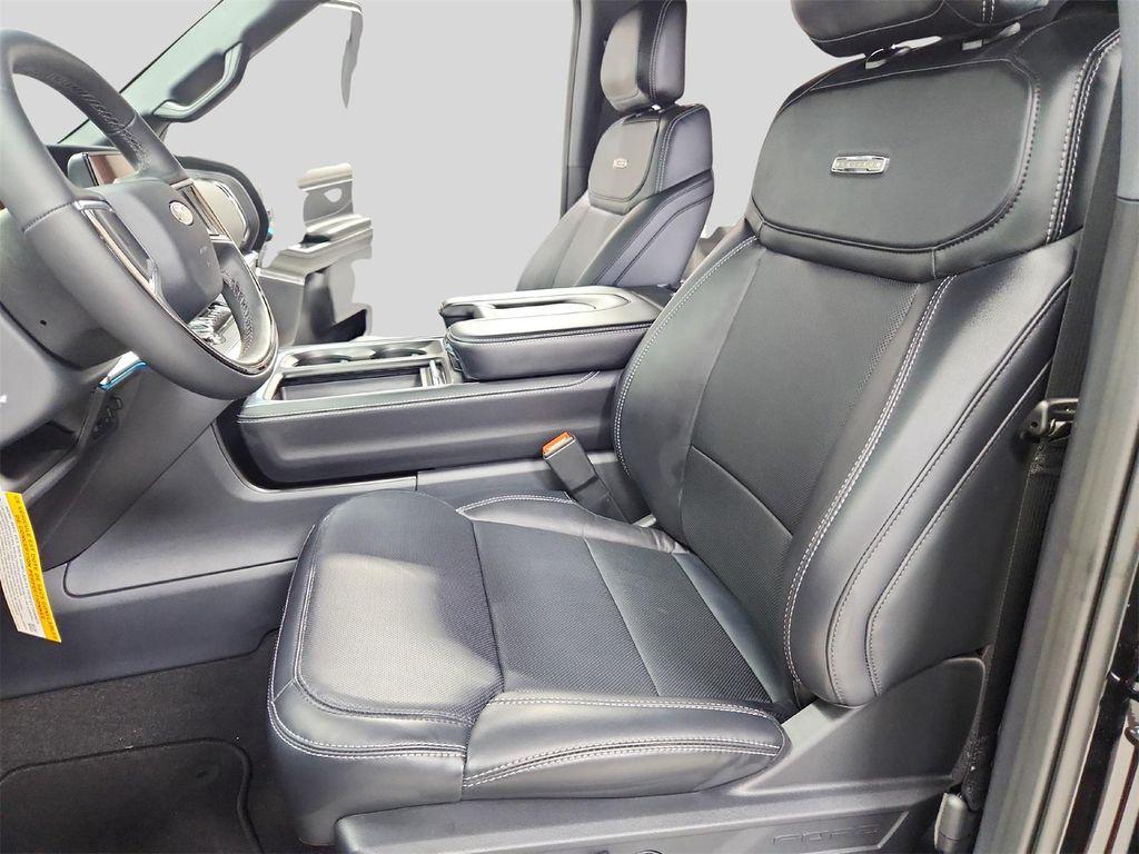 new 2025 Ford Expedition car, priced at $80,275