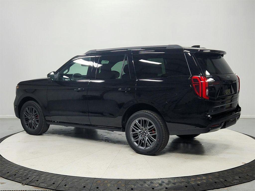 new 2025 Ford Expedition car, priced at $80,275