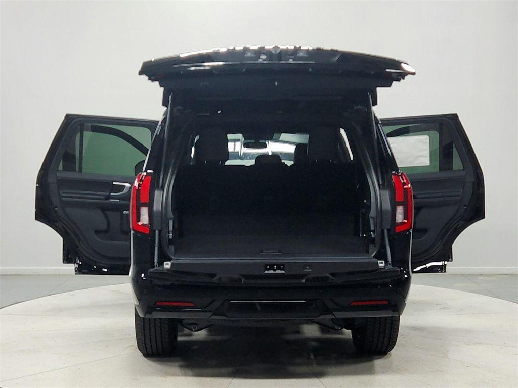 new 2025 Ford Expedition car, priced at $80,275