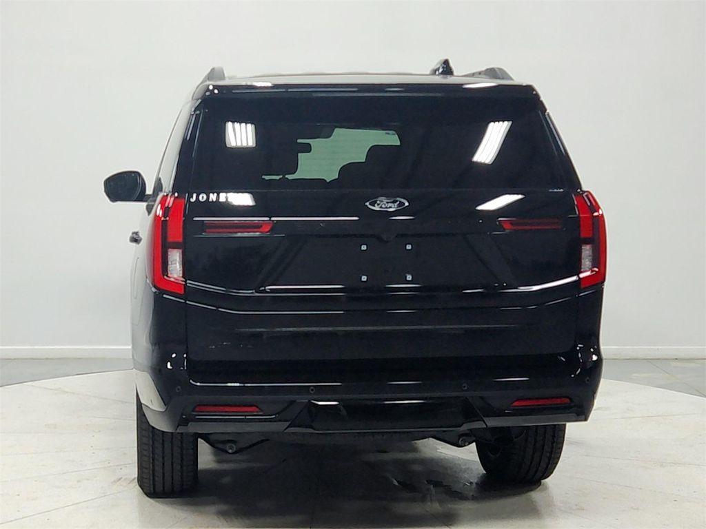 new 2025 Ford Expedition car, priced at $80,275