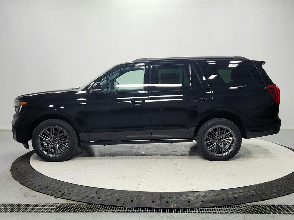 new 2025 Ford Expedition car, priced at $80,275