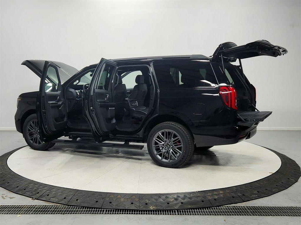 new 2025 Ford Expedition car, priced at $80,275