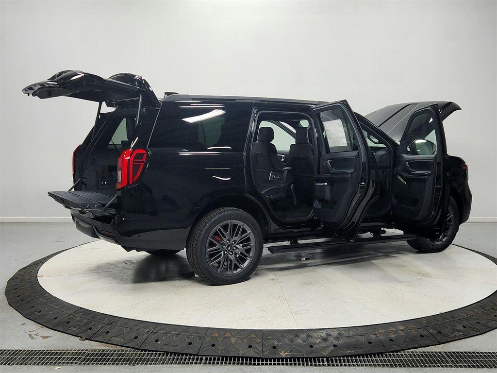 new 2025 Ford Expedition car, priced at $80,275