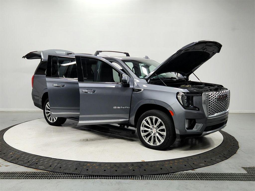used 2021 GMC Yukon XL car, priced at $48,539