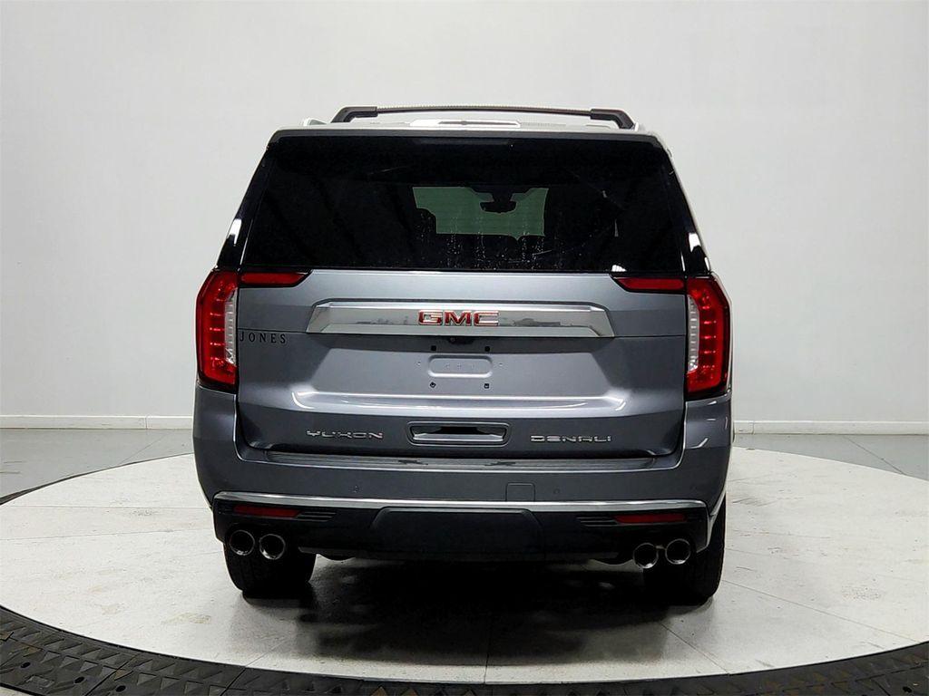used 2021 GMC Yukon XL car, priced at $48,539