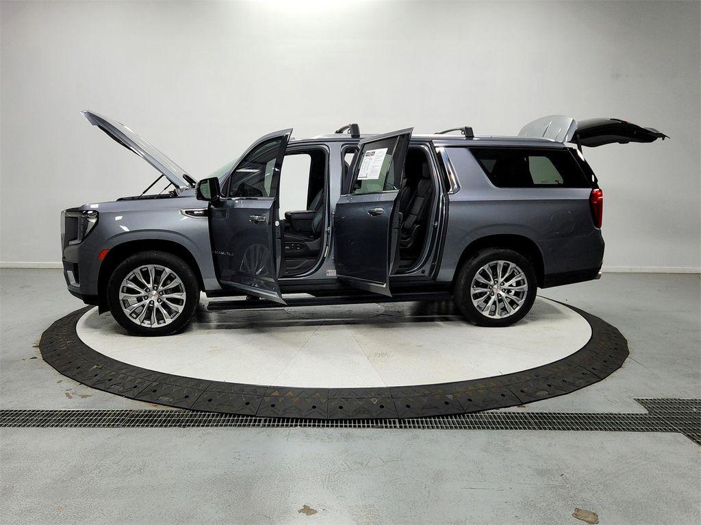 used 2021 GMC Yukon XL car, priced at $48,539