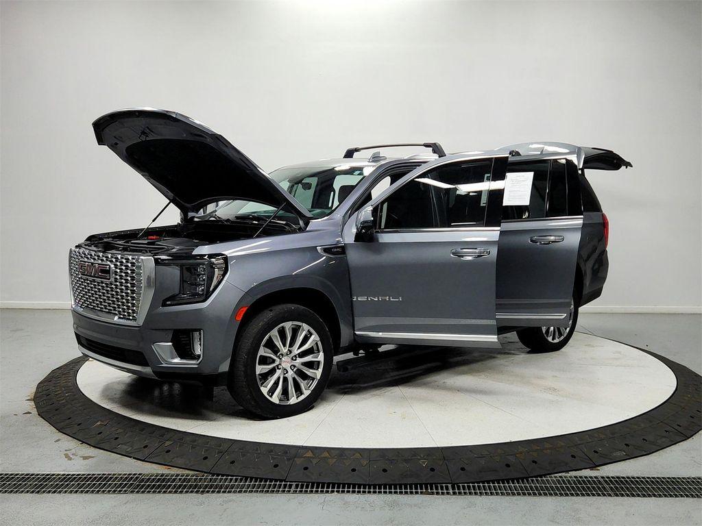 used 2021 GMC Yukon XL car, priced at $48,539