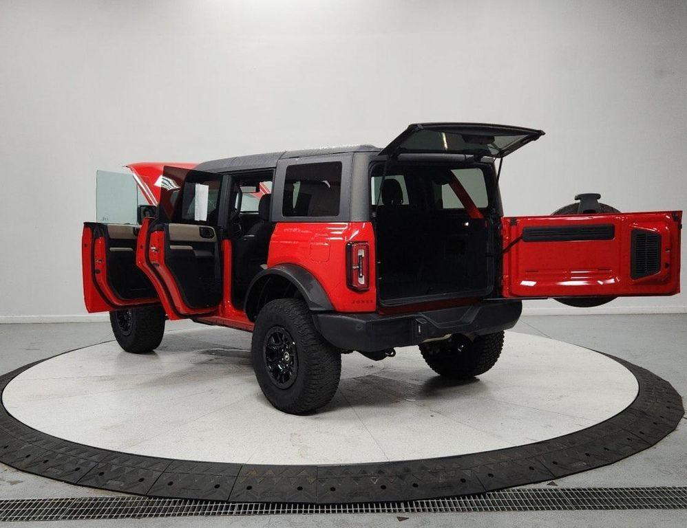 used 2022 Ford Bronco car, priced at $39,049