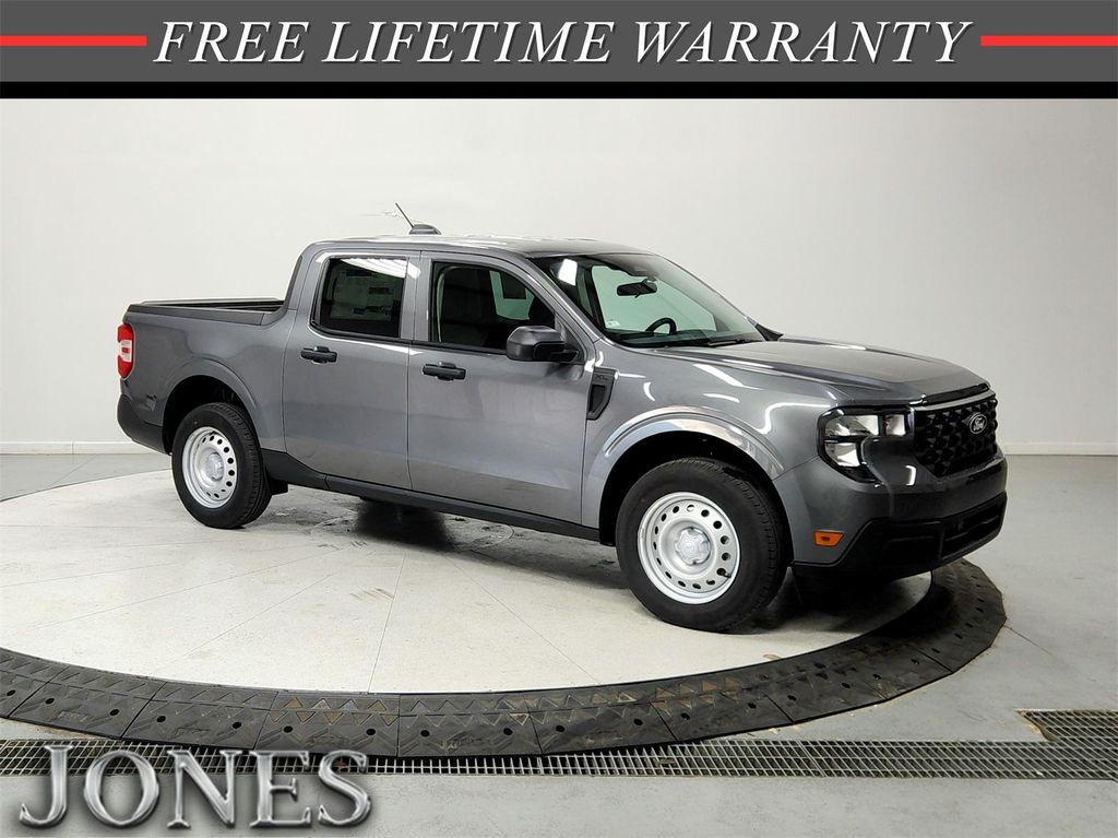 new 2025 Ford Maverick car, priced at $28,425