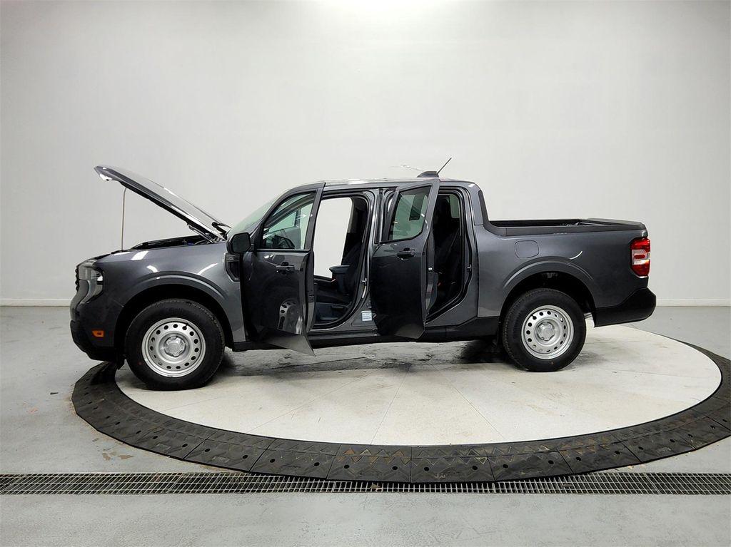 new 2025 Ford Maverick car, priced at $28,425