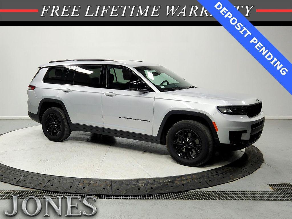 used 2024 Jeep Grand Cherokee L car, priced at $28,381