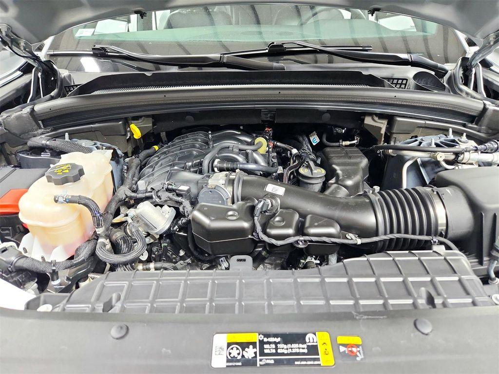 used 2024 Jeep Grand Cherokee L car, priced at $28,381