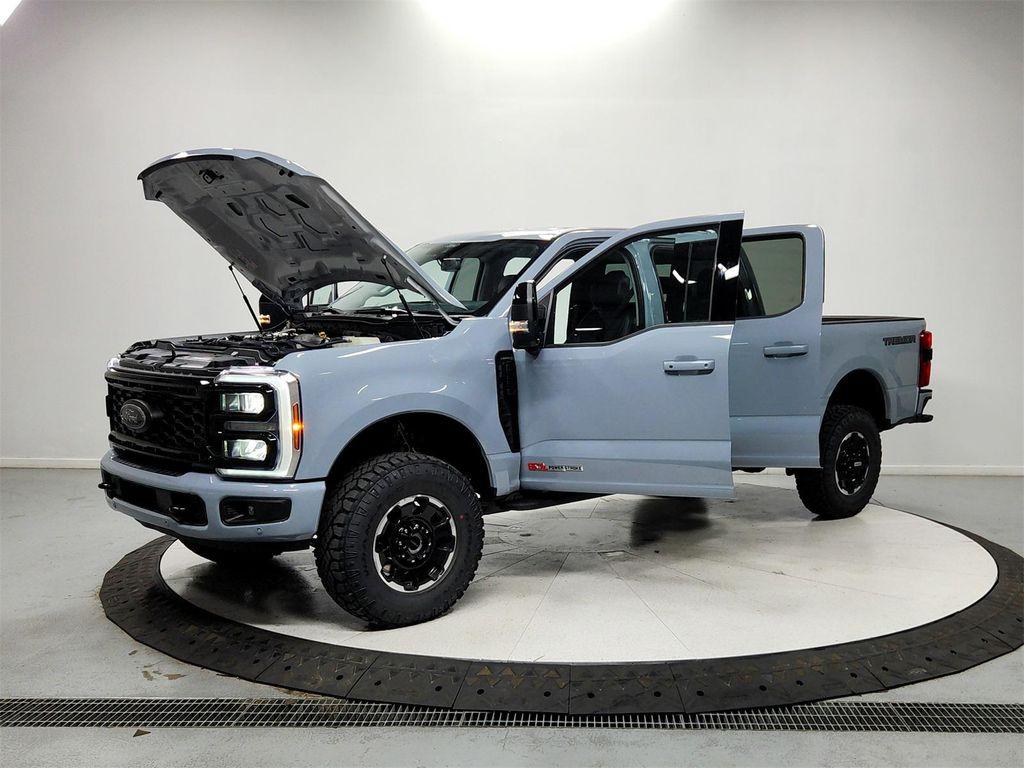 new 2025 Ford F-250 car, priced at $86,514