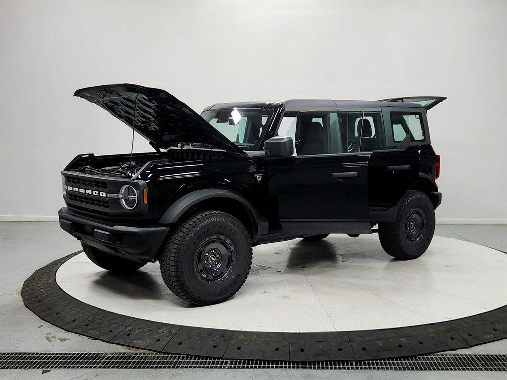 new 2025 Ford Bronco car, priced at $45,989