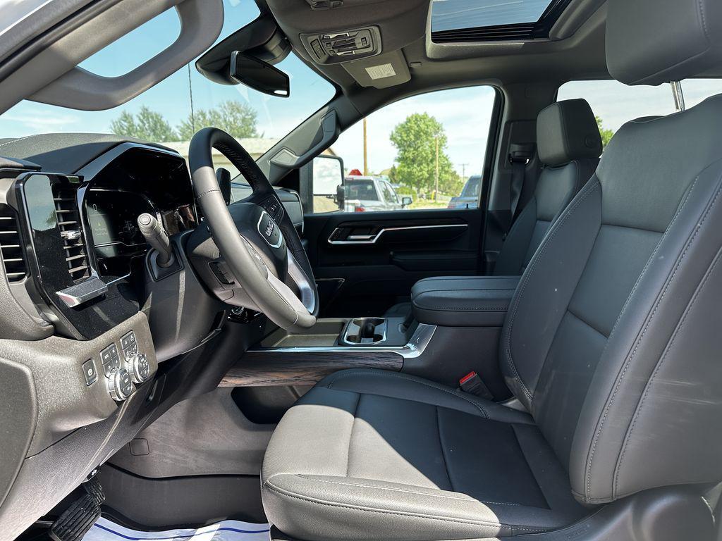 new 2025 GMC Sierra 2500 car, priced at $81,315