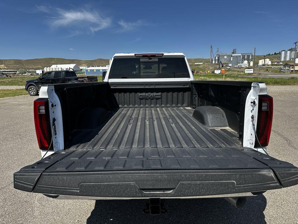 new 2025 GMC Sierra 2500 car, priced at $81,315