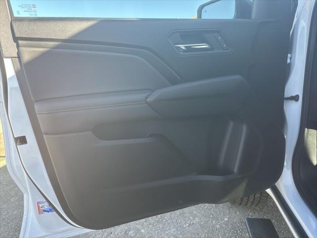 new 2025 GMC Canyon car, priced at $50,734