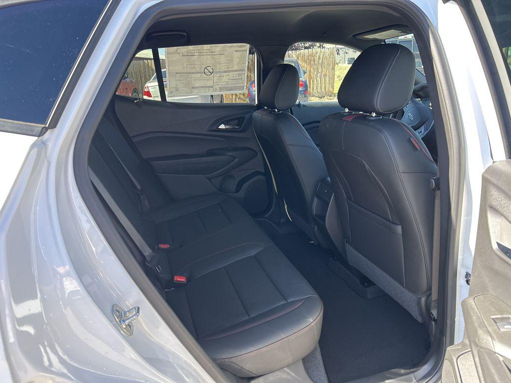 new 2025 Chevrolet Trax car, priced at $26,065