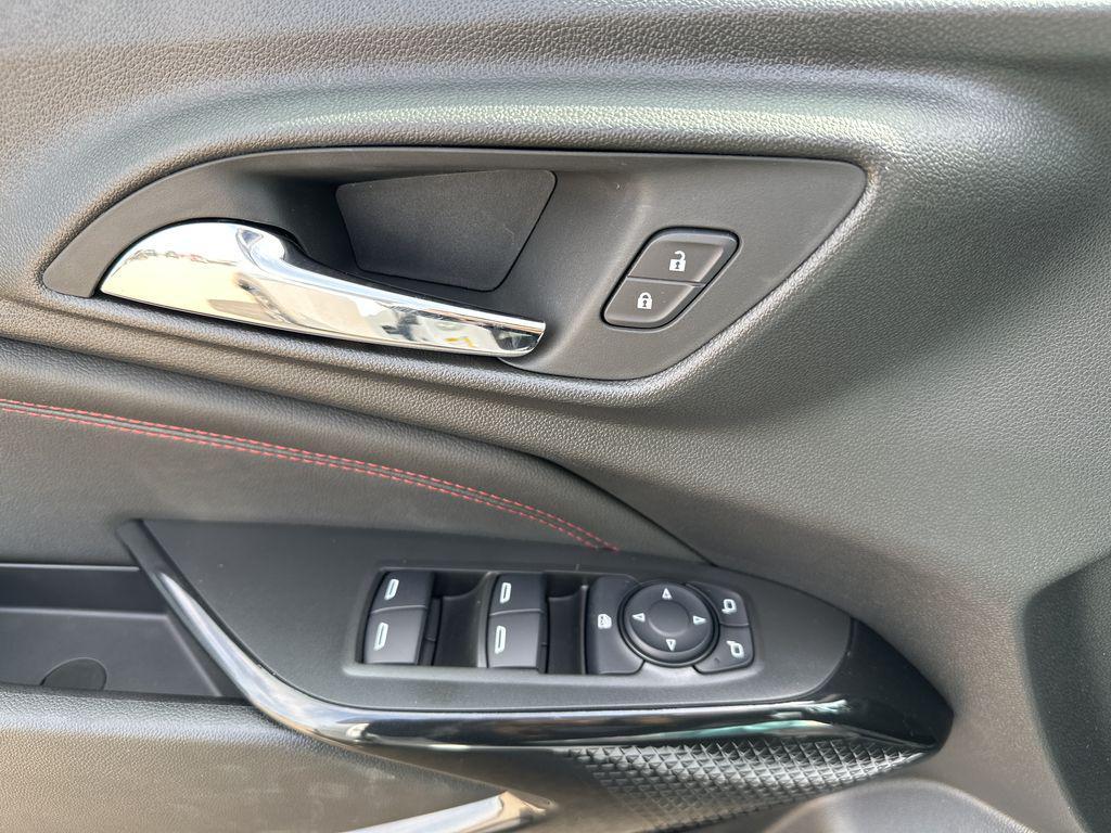 new 2025 Chevrolet Trax car, priced at $26,065
