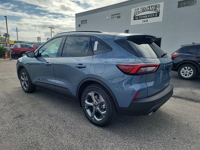 new 2025 Ford Escape car, priced at $30,720