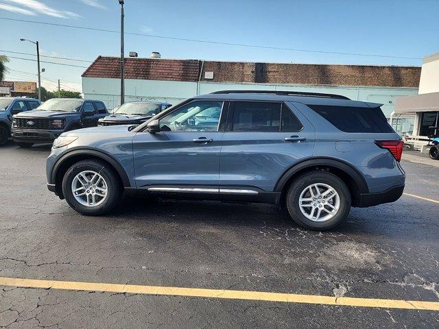 new 2025 Ford Explorer car, priced at $40,757