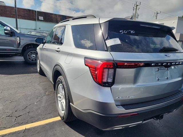 new 2025 Ford Explorer car, priced at $41,310