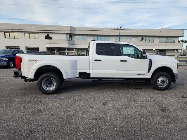 new 2024 Ford F-350 car, priced at $66,725