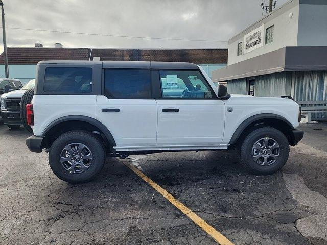 new 2024 Ford Bronco car, priced at $44,556