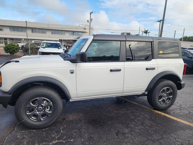 new 2024 Ford Bronco car, priced at $44,556