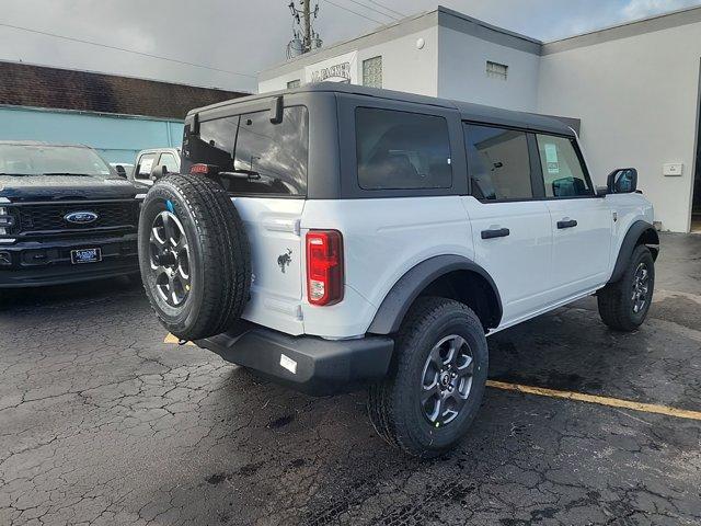 new 2024 Ford Bronco car, priced at $44,556