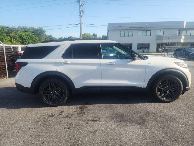 new 2025 Ford Explorer car, priced at $45,854